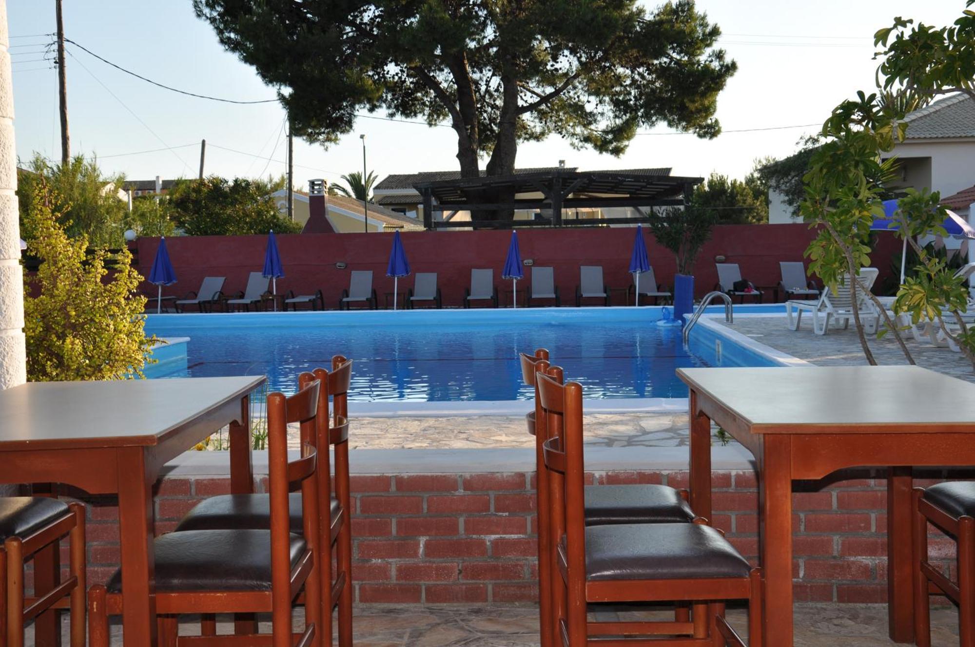 Corfu  Tassos Apartments מראה חיצוני תמונה